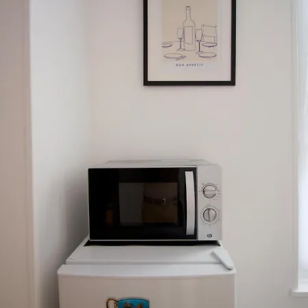Apartment L'atelier Maritime, 2min Ferry & La Cite De La Mer, Cherbourg, Intendance Luxury Host