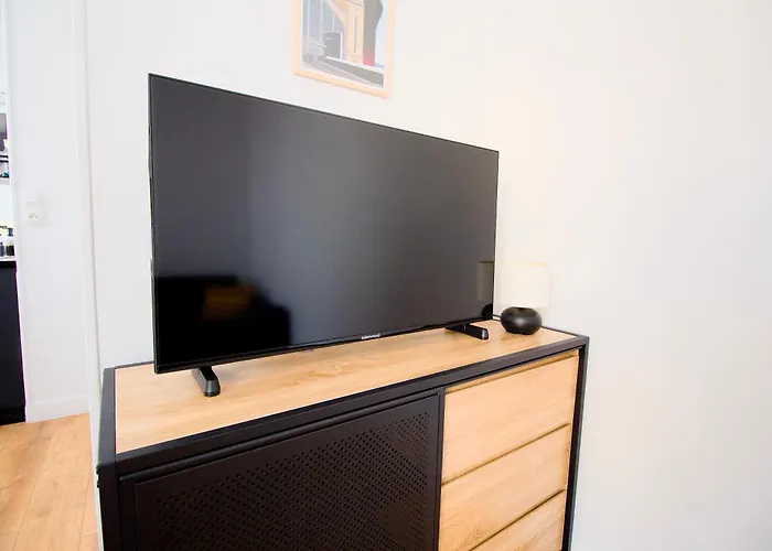 Apartment L'atelier Maritime, 2min Ferry & La Cite De La Mer, Cherbourg, Intendance Luxury Host Cherbourg-en-Cotentin