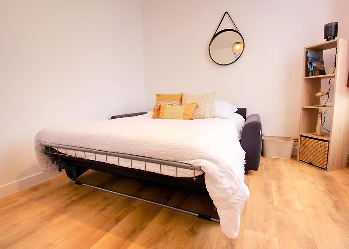 L'atelier Maritime, 2min Ferry & La Cite De La Mer, Cherbourg, Intendance Luxury Host * Cherbourg-en-Cotentin