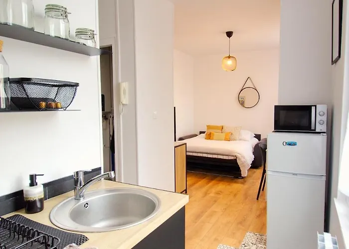 L'atelier Maritime, 2min Ferry & La Cite De La Mer, Cherbourg, Intendance Luxury Host